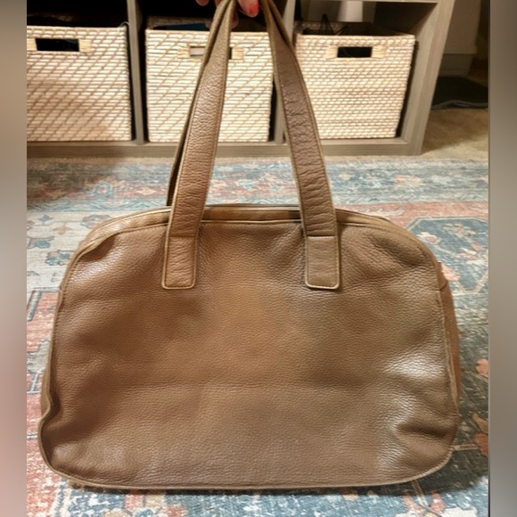 SOLD❤️ BOTTEGA VENETA Lambskin Leather Tote Shoulder Bag Taupe Brown Tan - Picture 2 of 16
